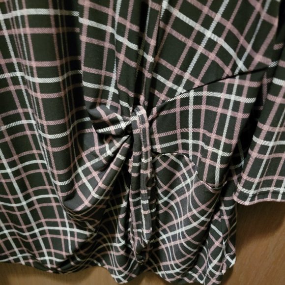 Liz Claiborne 2X Blouse - Chic and Comfortable - Picture 3 of 6